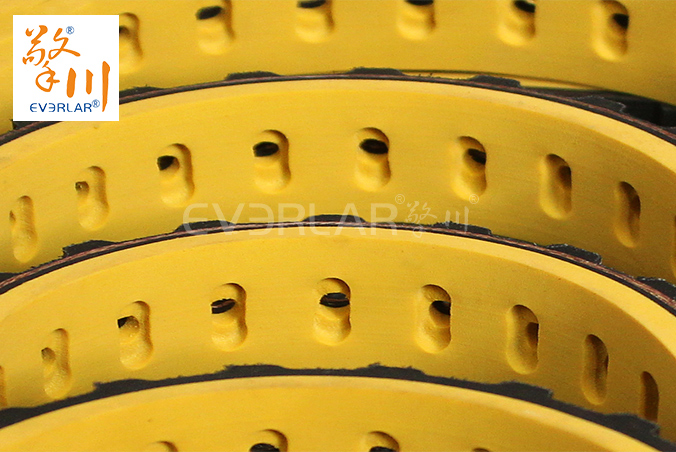 立式包装机黄色冲孔拉膜带