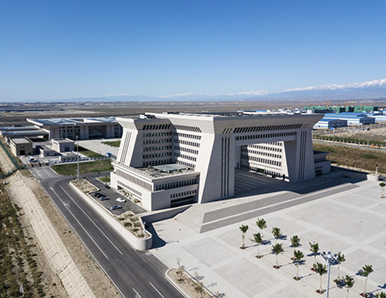 霍尔果斯国际相助中心物流园区工程